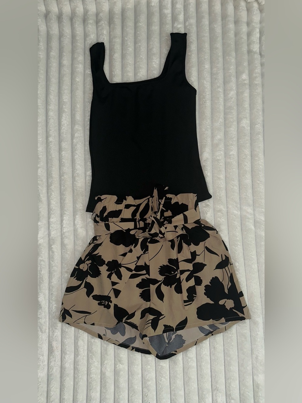 Black & Tan Floral High-Waist Paperbag Skirt